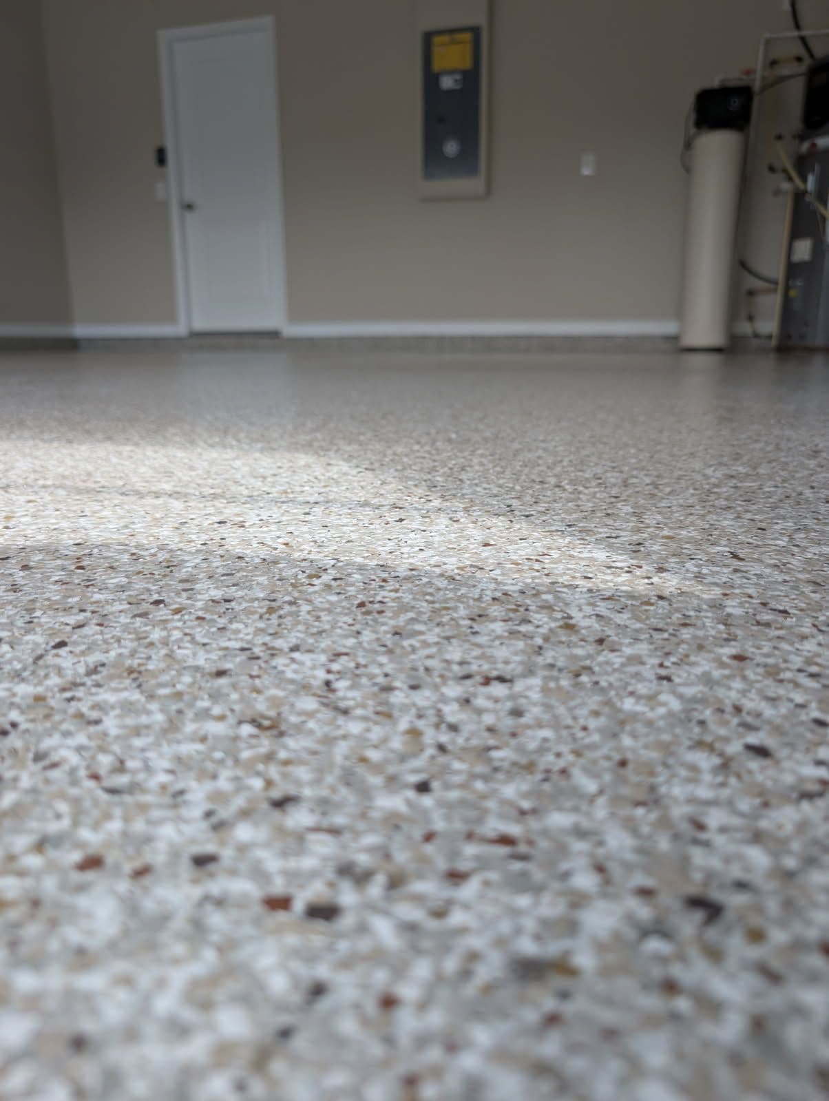 Gallery photos for St. Cloud Garage Transformation with Creekbed Flake: Image #1