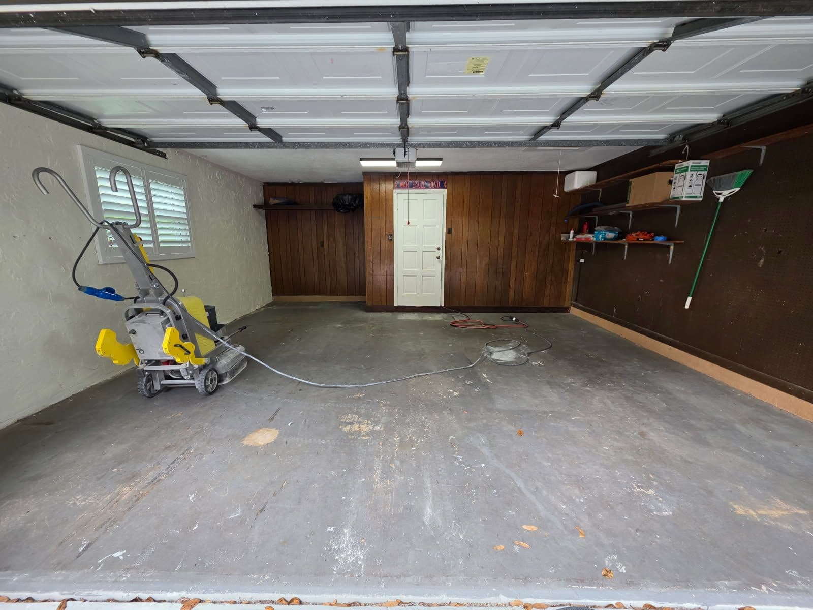 Garage Makeover with Flake Polyaspartic Coating