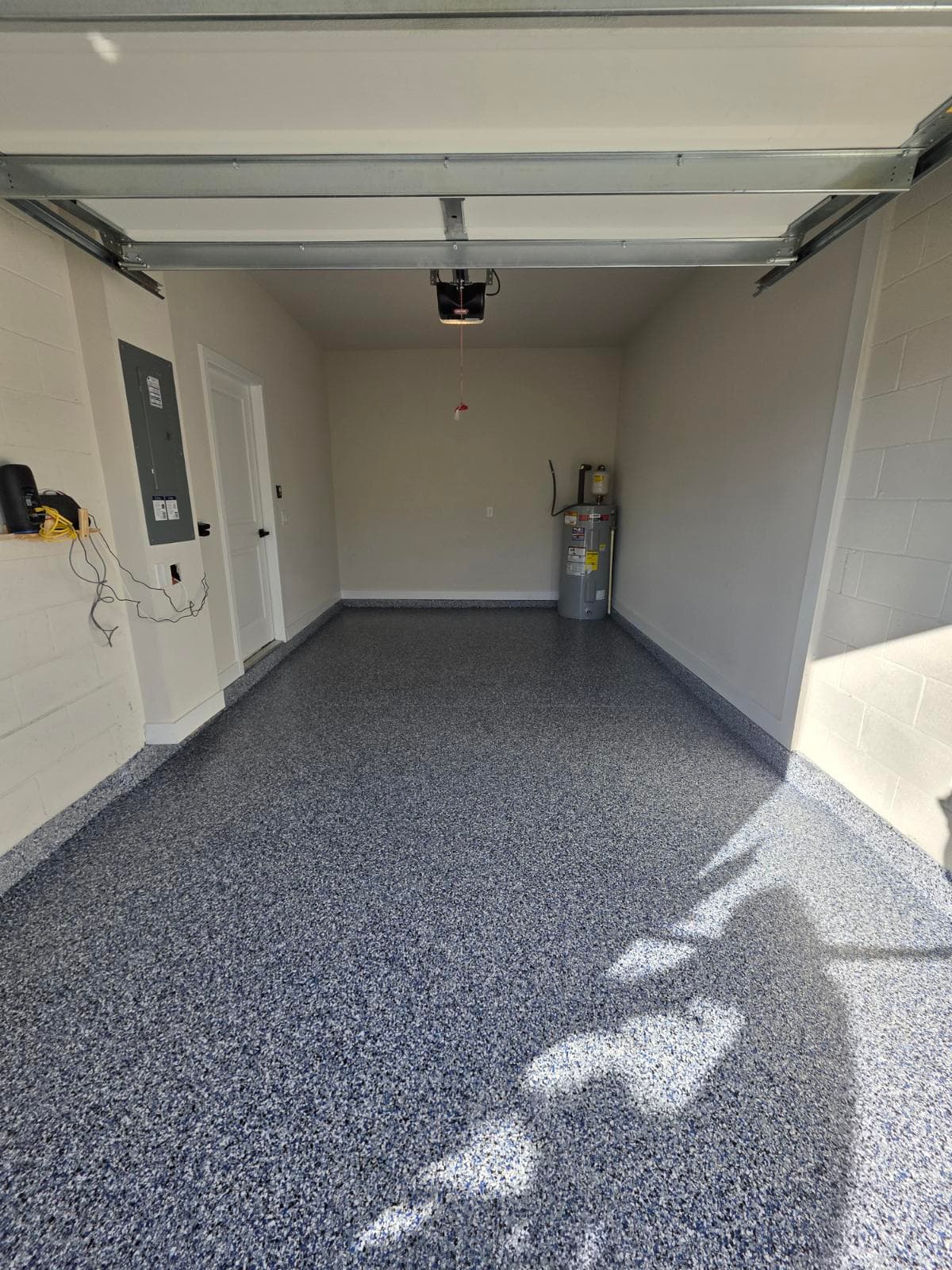 Gallery photos for One-Car Garage Upgrade in Davenport: Image #1