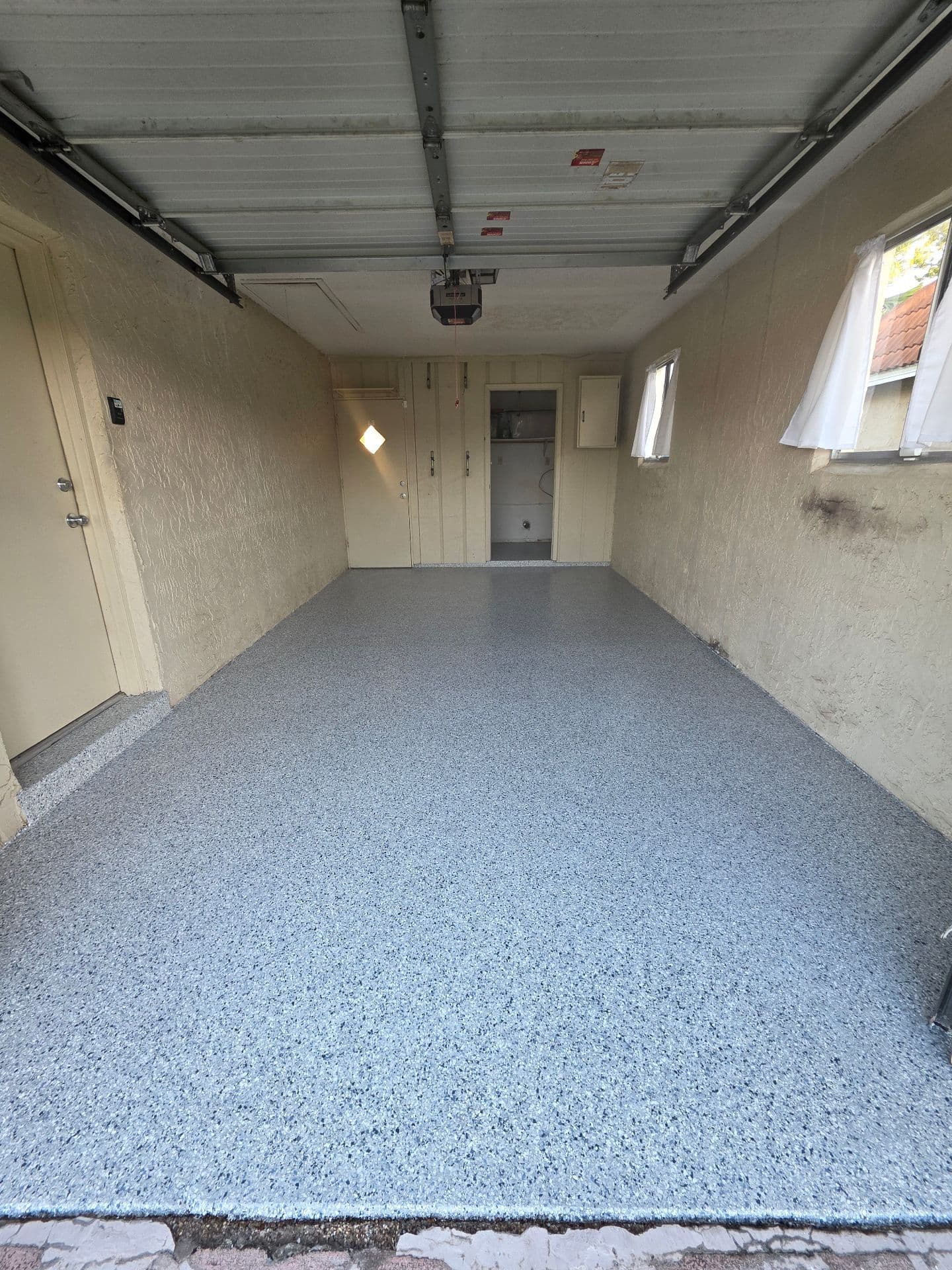 Gallery photos for Stunning Garage Transformation with Polyaspartic Flake Coating: Image #3